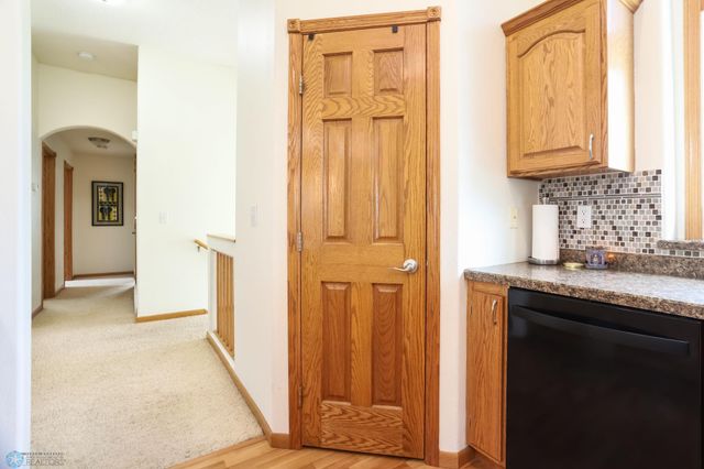 3625 Taylor Street S, Fargo, ND 58104