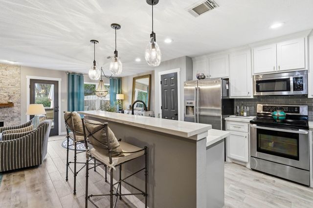 51 Wineberry Place, Spring, TX 77382