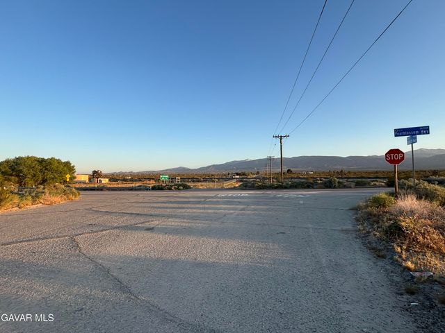 0 E Vic Avenue V4 260 Ste Street, Palmdale, CA 93591