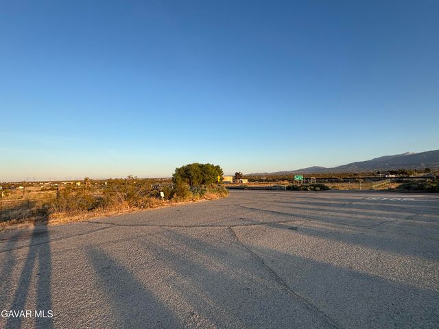 0 E Vic Avenue V4 260 Ste Street, Palmdale, CA 93591