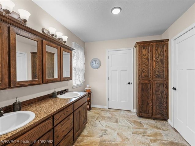 184 Private Road 3555, Clarksville, AR 72830