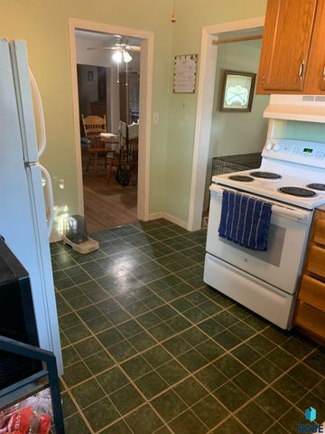 100 S Washington St Street, Humboldt, SD 57035