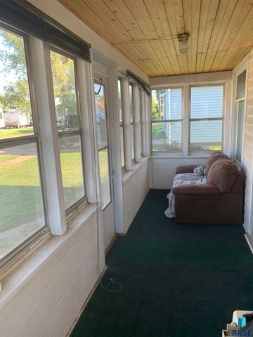 100 S Washington St Street, Humboldt, SD 57035