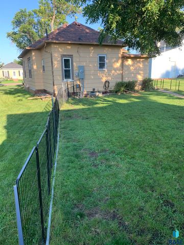 100 S Washington St Street, Humboldt, SD 57035
