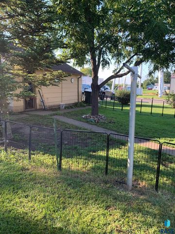 100 S Washington St Street, Humboldt, SD 57035