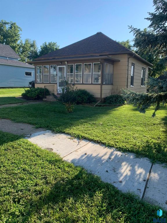 100 S Washington St Street, Humboldt, SD 57035