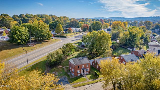 1005 Yadkin Street, Kingsport, TN 37660