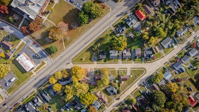 1005 Yadkin Street, Kingsport, TN 37660