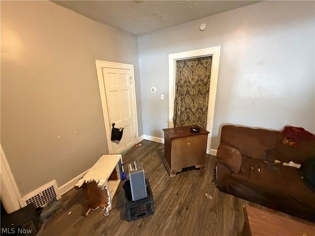 7411 Elton Avenue, Cleveland, OH 44102