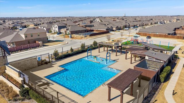 16436 Porterfield Lane, Justin, TX 76247