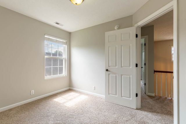 5078 Cornelius Dr, Murfreesboro, TN 37129