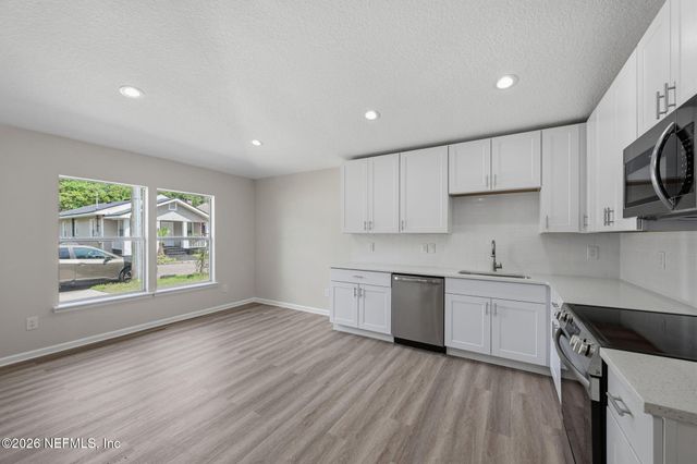 7111 EDGE Street, Jacksonville, FL 32208