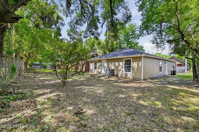 7111 EDGE Street, Jacksonville, FL 32208