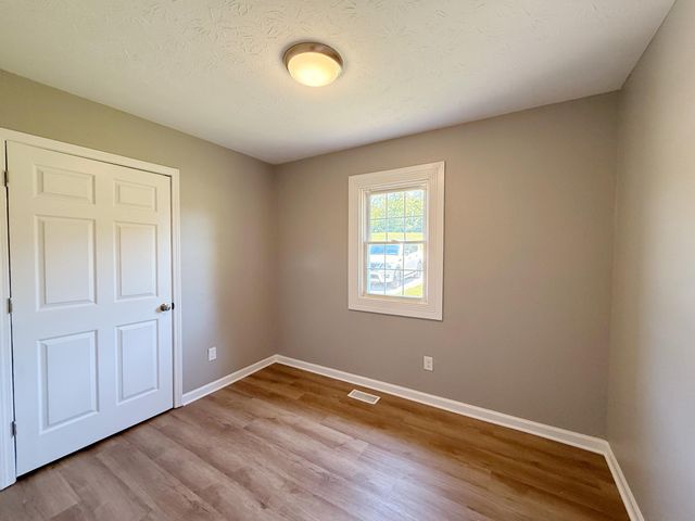 320 Kentucky Avenue, Versailles, KY 40383