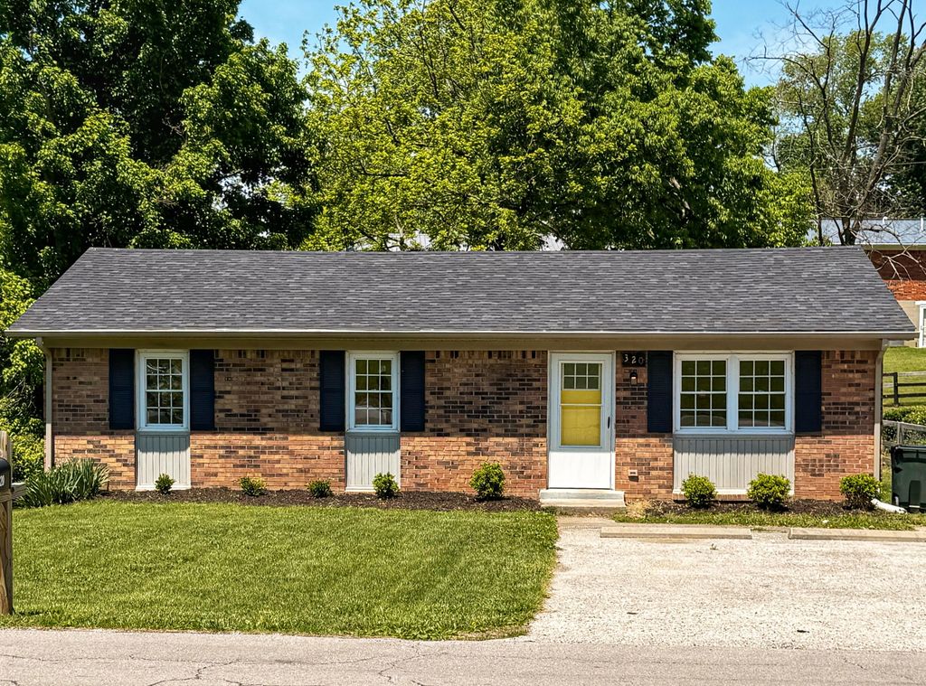 320 Kentucky Avenue, Versailles, KY 40383