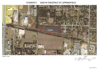 3220 W Chestnut Street, Springfield, MO 65802