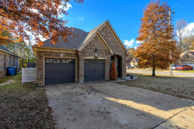 4965 INDIAN WALK LN, Arlington, TN 38002