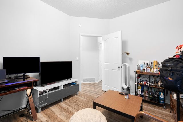 4965 INDIAN WALK LN, Arlington, TN 38002