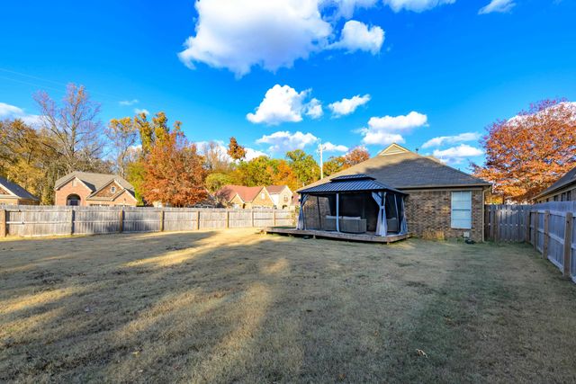 4965 INDIAN WALK LN, Arlington, TN 38002