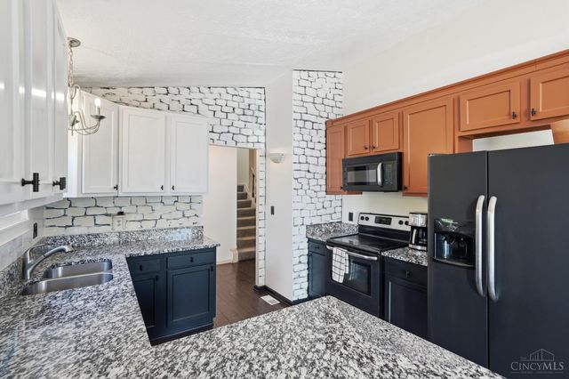 7944 Pepper Pike, West Chester, OH 45069