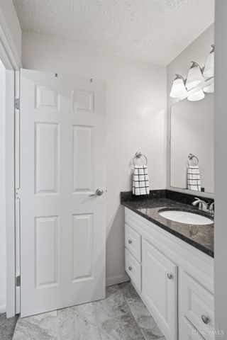 7944 Pepper Pike, West Chester, OH 45069