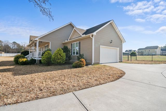 105 Rose Petal Court, Zebulon, NC 27597