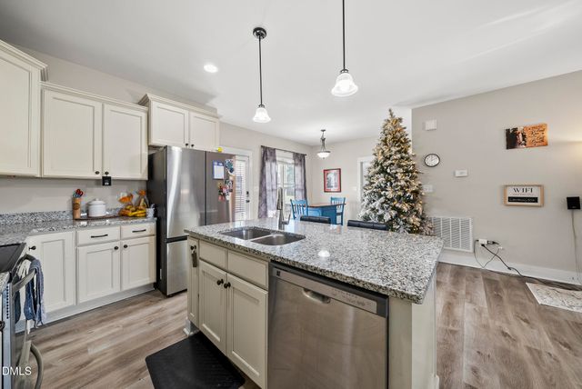 105 Rose Petal Court, Zebulon, NC 27597