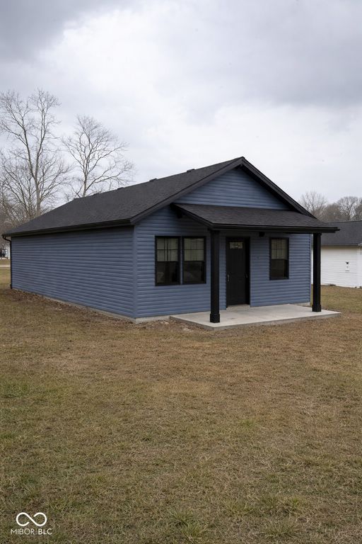 3692 Kensington Square, North Vernon, IN 47265