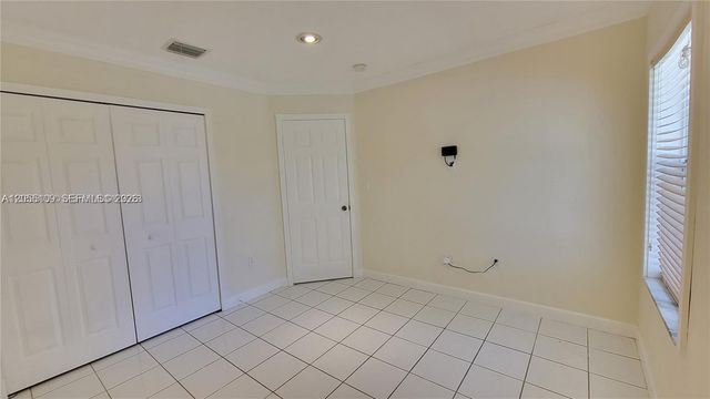 1057 NW 131st Avenue B, Miami, FL 33182