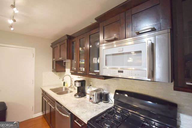 215 NE Piedmont Avenue NE 2202, Atlanta, GA 30308
