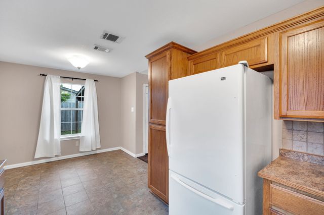 614 Jordan Lane, Waxahachie, TX 75165