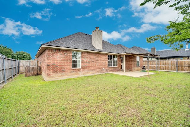 614 Jordan Lane, Waxahachie, TX 75165