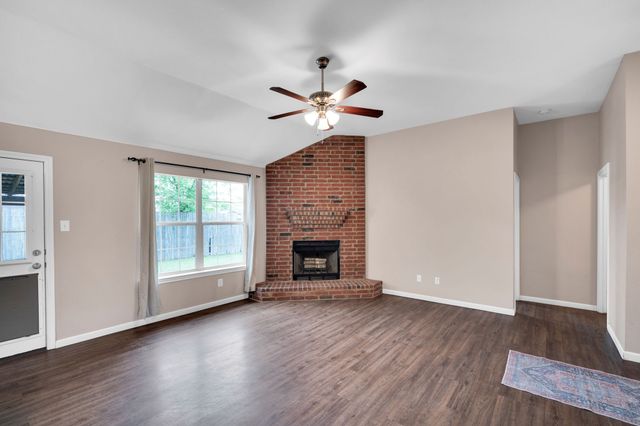 614 Jordan Lane, Waxahachie, TX 75165