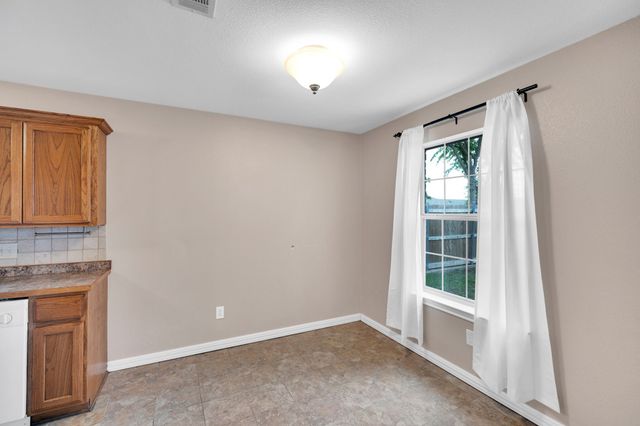 614 Jordan Lane, Waxahachie, TX 75165