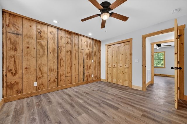 569 Number 20 Mine Road, Mccaysville, GA 30555