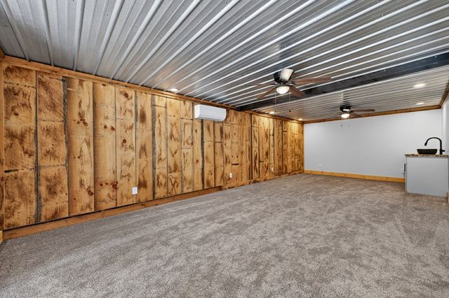 569 Number 20 Mine Road, Mccaysville, GA 30555