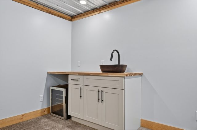 569 Number 20 Mine Road, Mccaysville, GA 30555