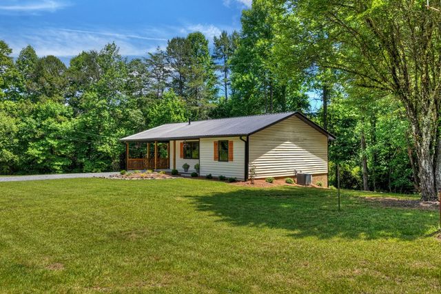 569 Number 20 Mine Road, Mccaysville, GA 30555