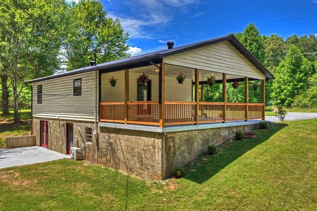 569 Number 20 Mine Road, Mccaysville, GA 30555