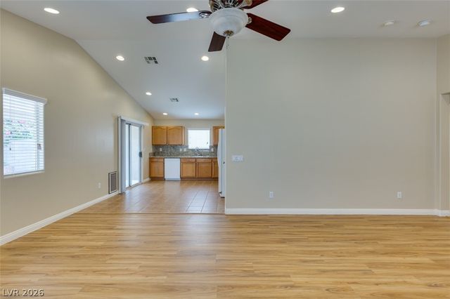 5924 Oakton Street, Las Vegas, NV 89130