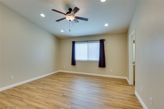 5924 Oakton Street, Las Vegas, NV 89130