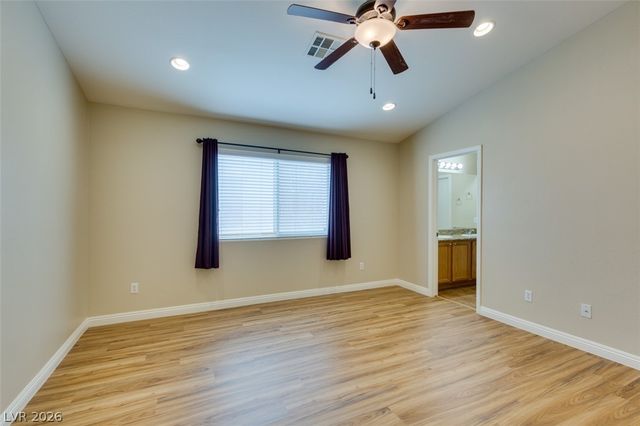 5924 Oakton Street, Las Vegas, NV 89130