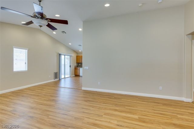 5924 Oakton Street, Las Vegas, NV 89130