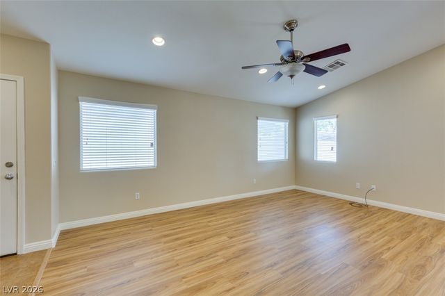 5924 Oakton Street, Las Vegas, NV 89130