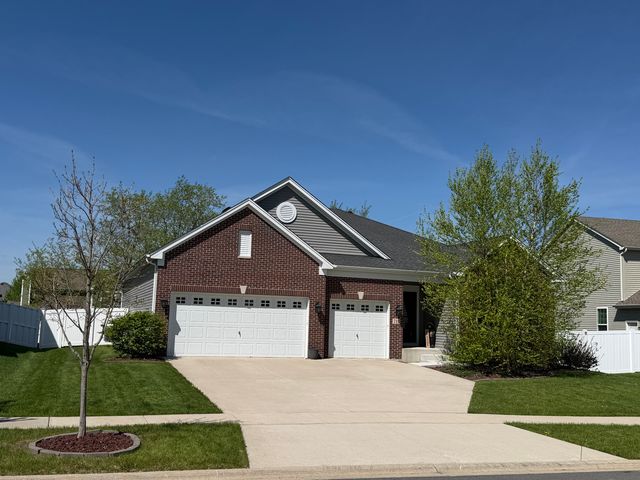 713 Long Ridge Trail, Minooka, IL 60447