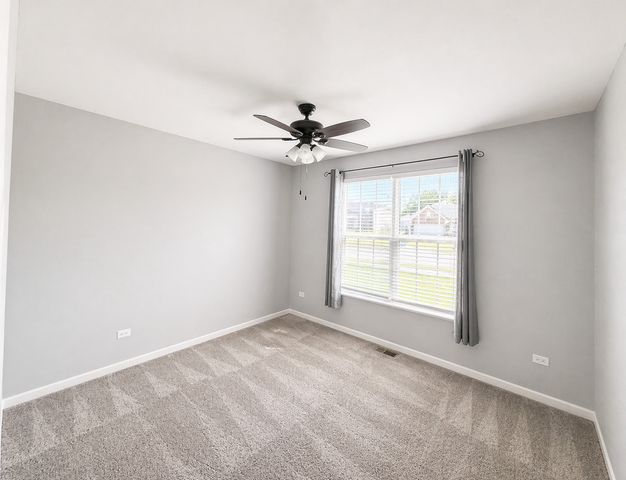 713 Long Ridge Trail, Minooka, IL 60447