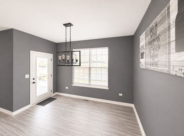 713 Long Ridge Trail, Minooka, IL 60447