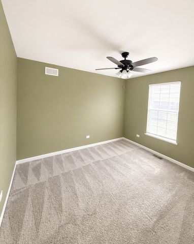 713 Long Ridge Trail, Minooka, IL 60447