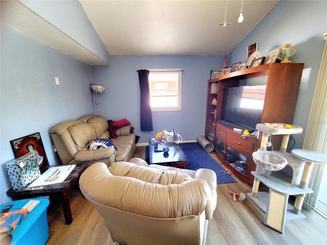 430 1ST AVENUE NE, Largo, FL 33770