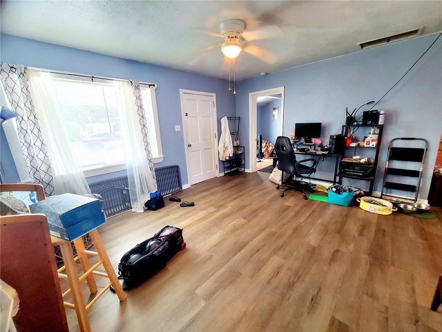 430 1ST AVENUE NE, Largo, FL 33770